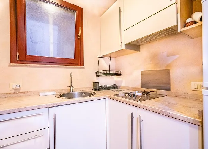 Martini, Panoramic View, Castello アパート