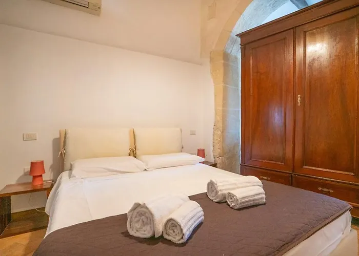 Martini, Panoramic View, Castello